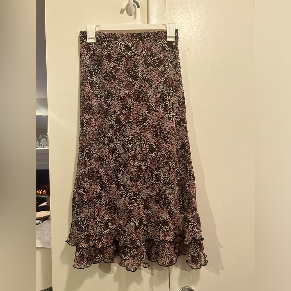 Cute floral midi skirt